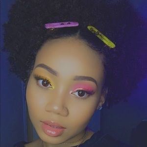 Meet your Posher, Shania